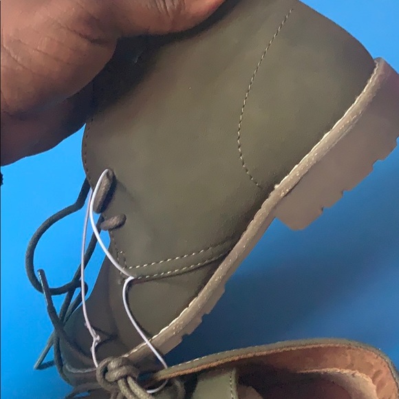 Dress shoes - Picture 3 of 4